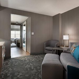 1 Bedroom Double Queen